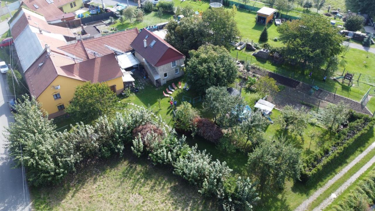 Apartman Hulin, Chrastany - Bily Buitenkant foto