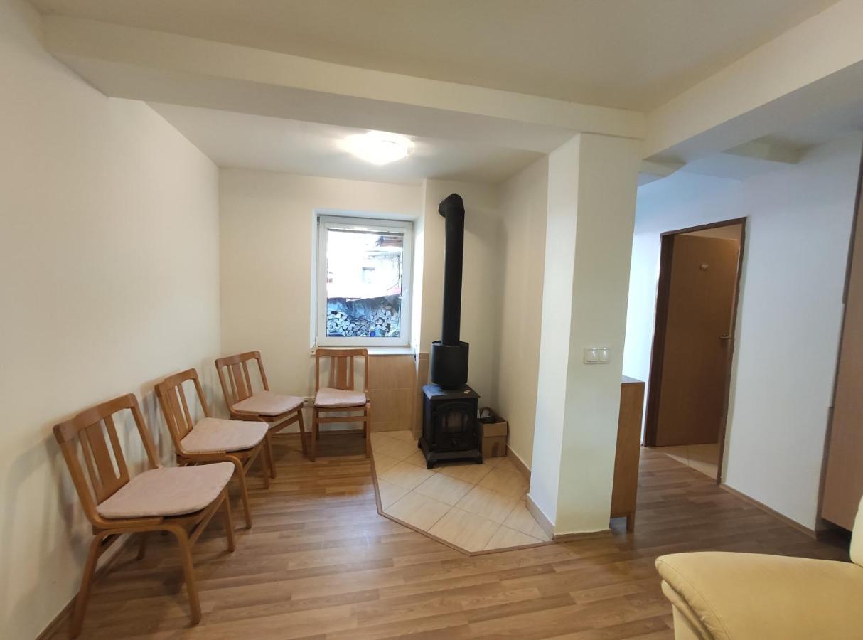 Apartman Hulin, Chrastany - Bily Buitenkant foto