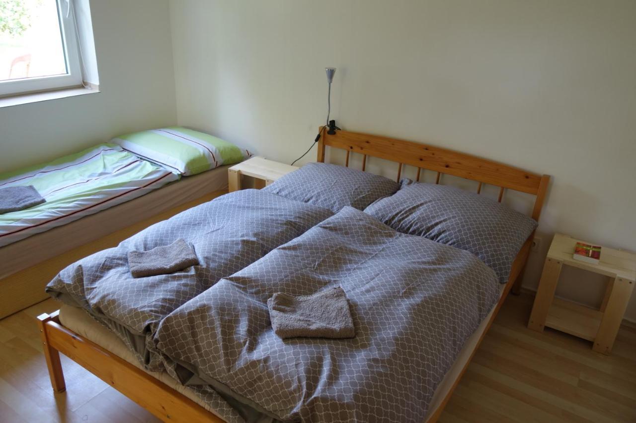 Apartman Hulin, Chrastany - Bily Buitenkant foto